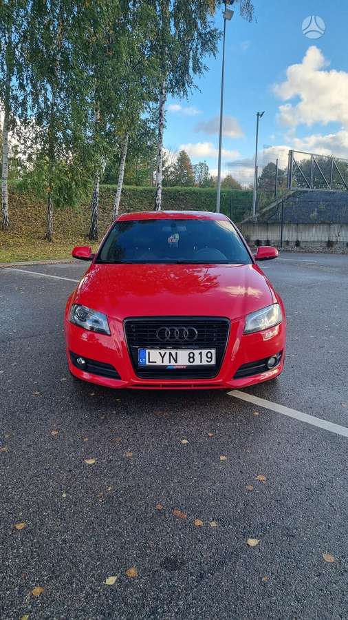 Audi A3, 1.6 l., hatchback