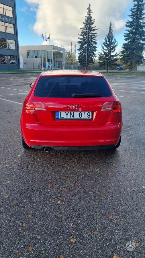 Audi A3, 1.6 l., hatchback