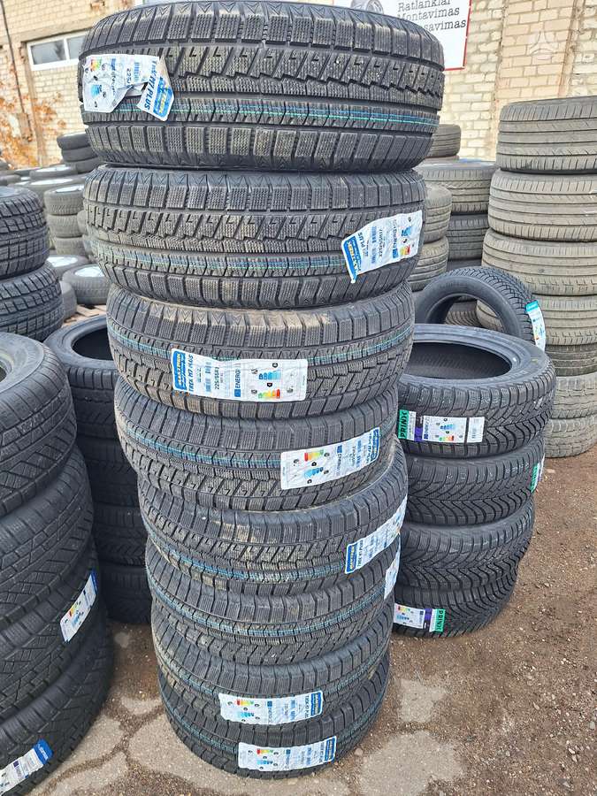 Maxtrek, winter 225/55 R17
