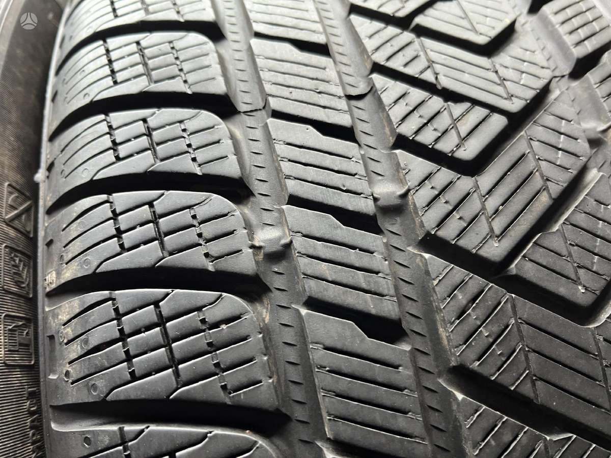 Pirelli Scorpion Winter, universalios 275/40 R20