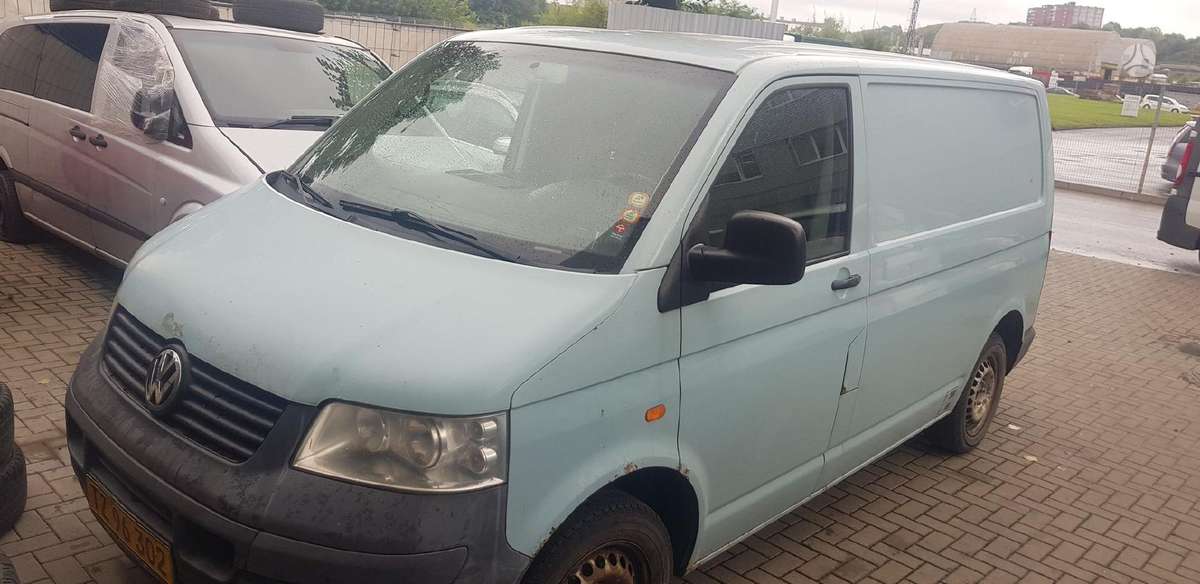 Volkswagen TRANSPORTER, preču