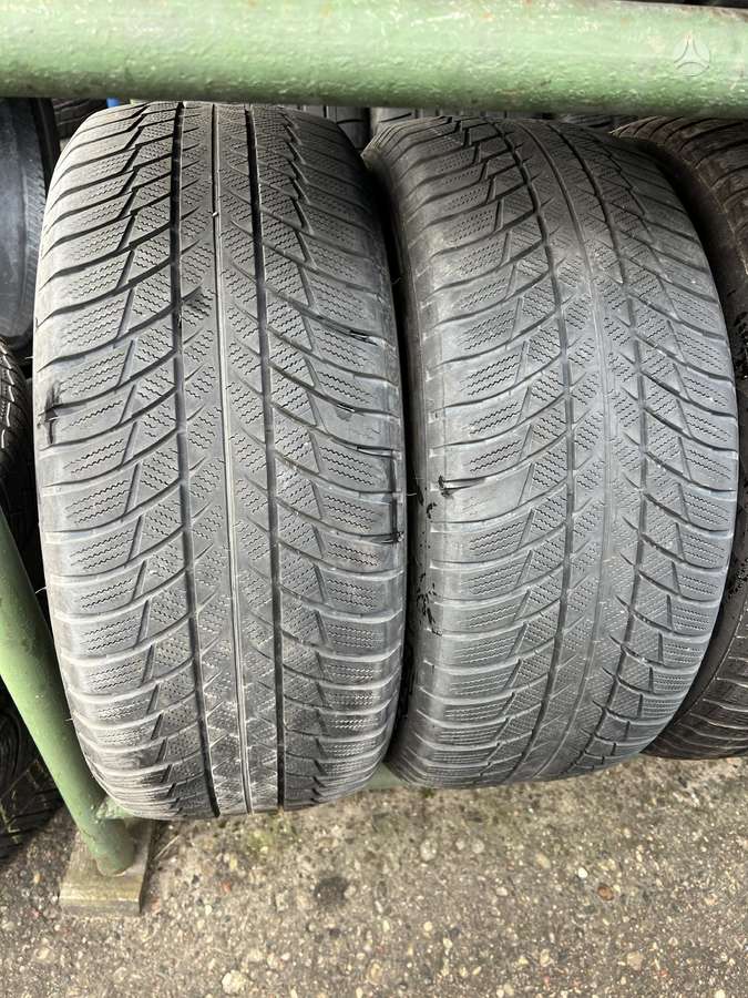 Bridgestone Blizzak LM001, winter 245/50 R19
