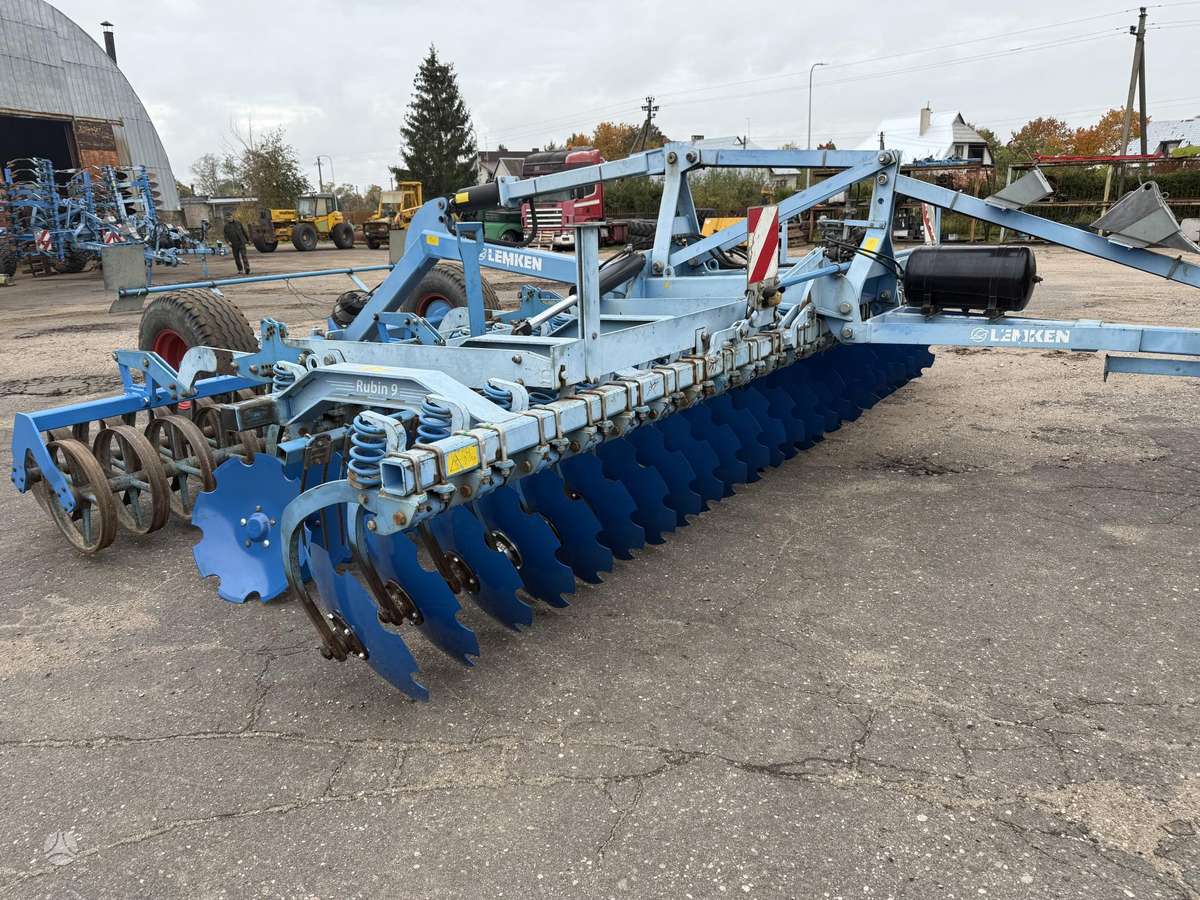 Lemken Rubin 9/600, scrapers, scrubbers