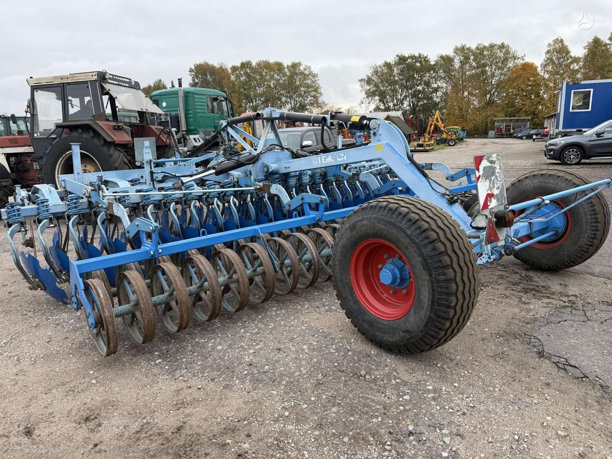 Lemken Rubin 9/600, scrapers, scrubbers