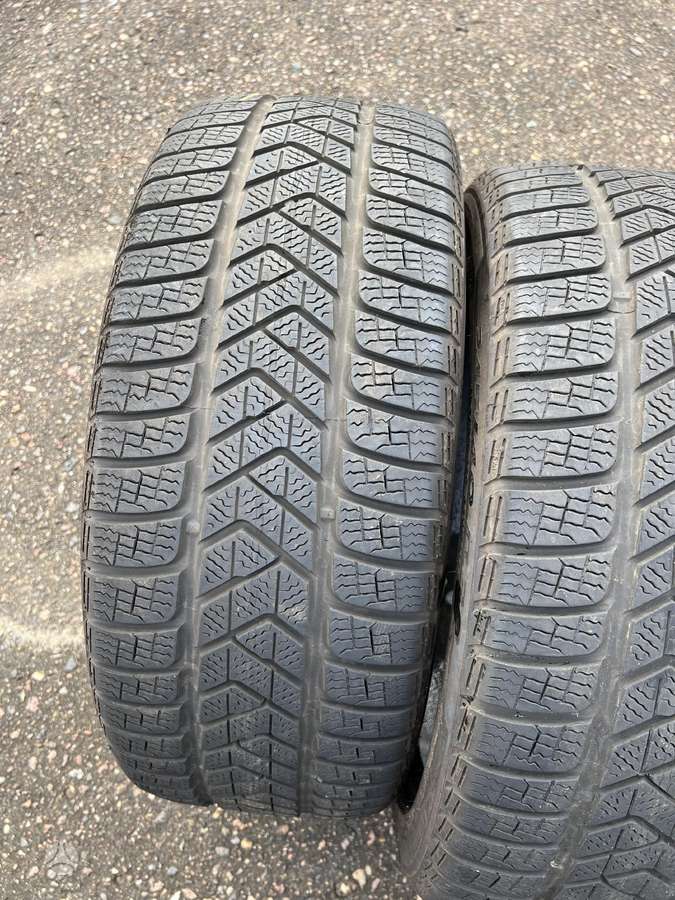 Pirelli Sottozero 3, winter 245/40 R20