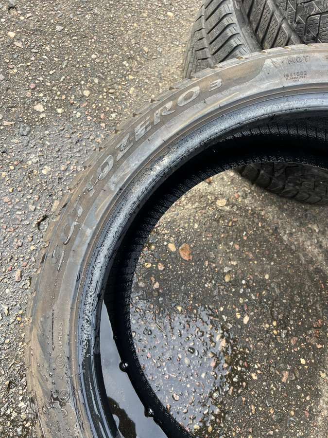 Pirelli Sottozero 3, winter 245/40 R20