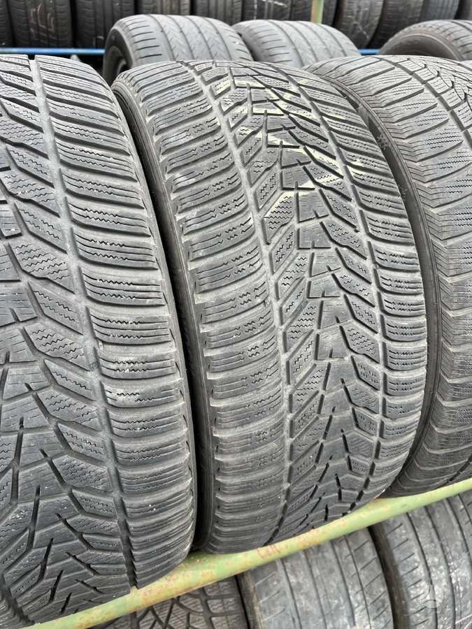 Hankook Winter icept evo 3, winter 255/40 R20