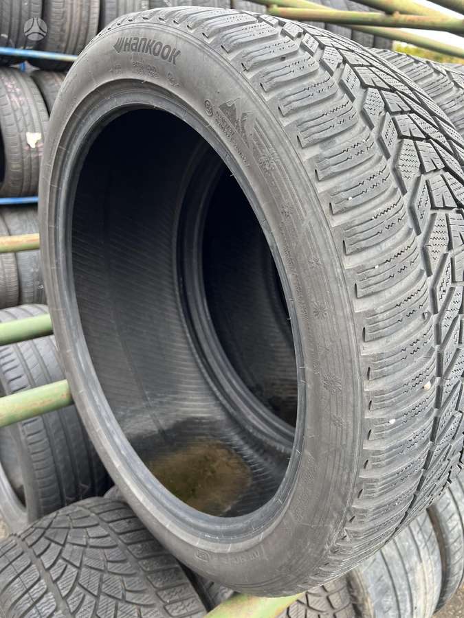 Hankook Winter icept evo 3, winter 255/40 R20