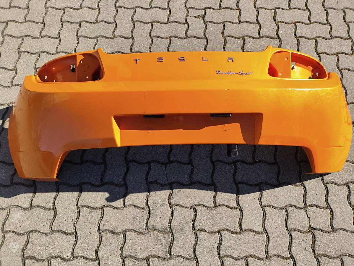 Tesla Roadster Galinis bamperis