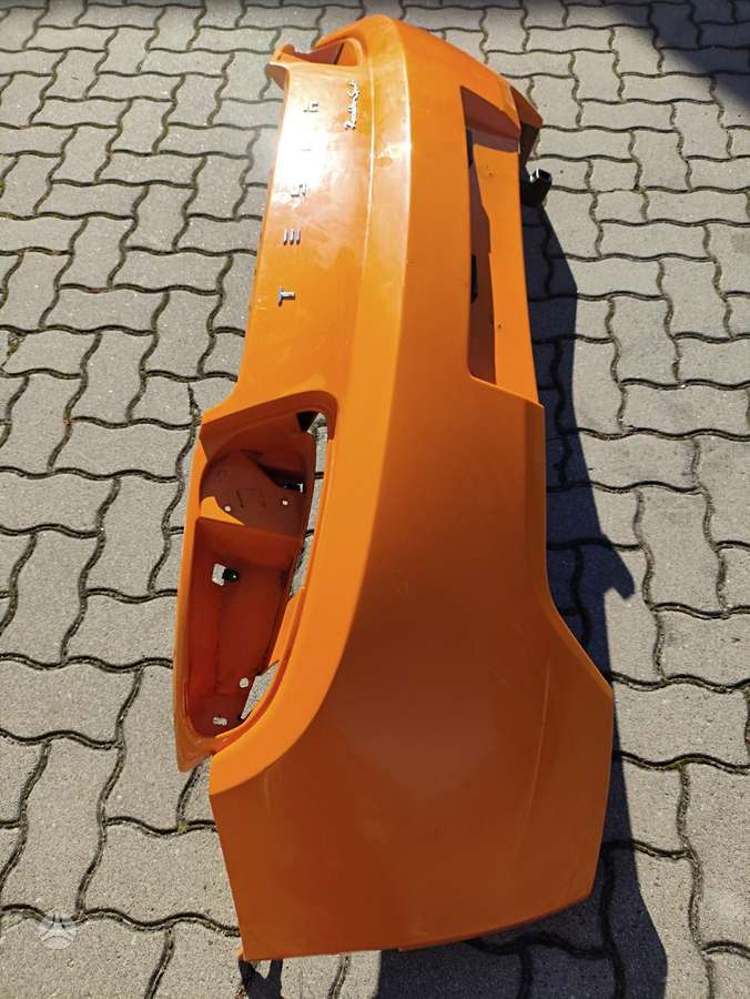 Tesla Roadster Galinis bamperis