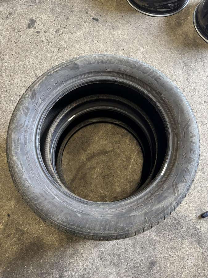 Bridgestone, vasaras 245/50 R19