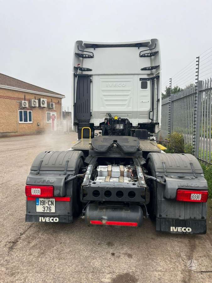 Iveco Stralis 460, single sleeper