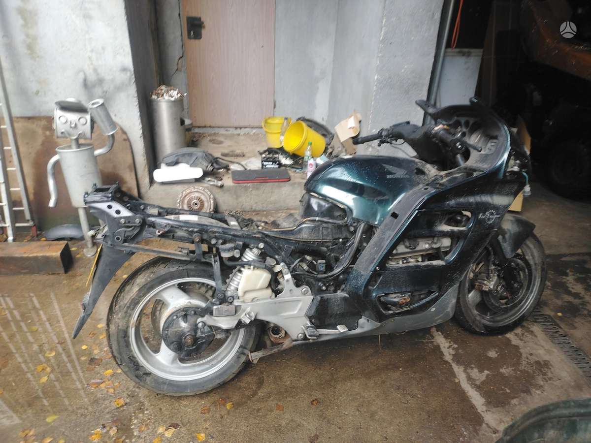 Honda ST, touring / sport touring