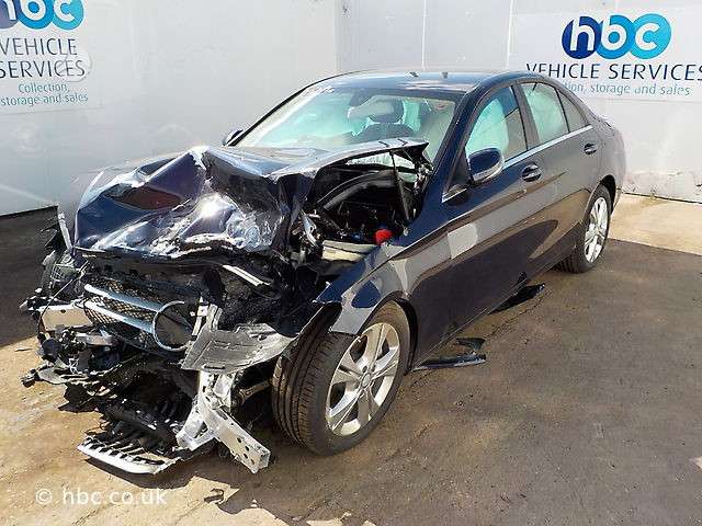 Mercedes-Benz C klasė dalimis