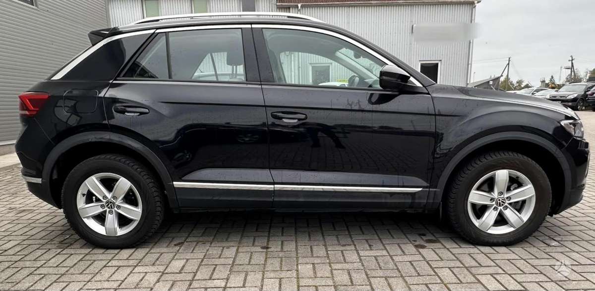 Volkswagen T-Roc - 7