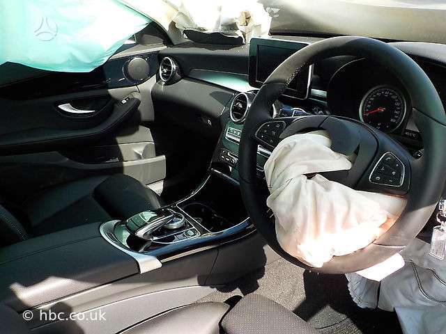 Mercedes-Benz C klasė dalimis