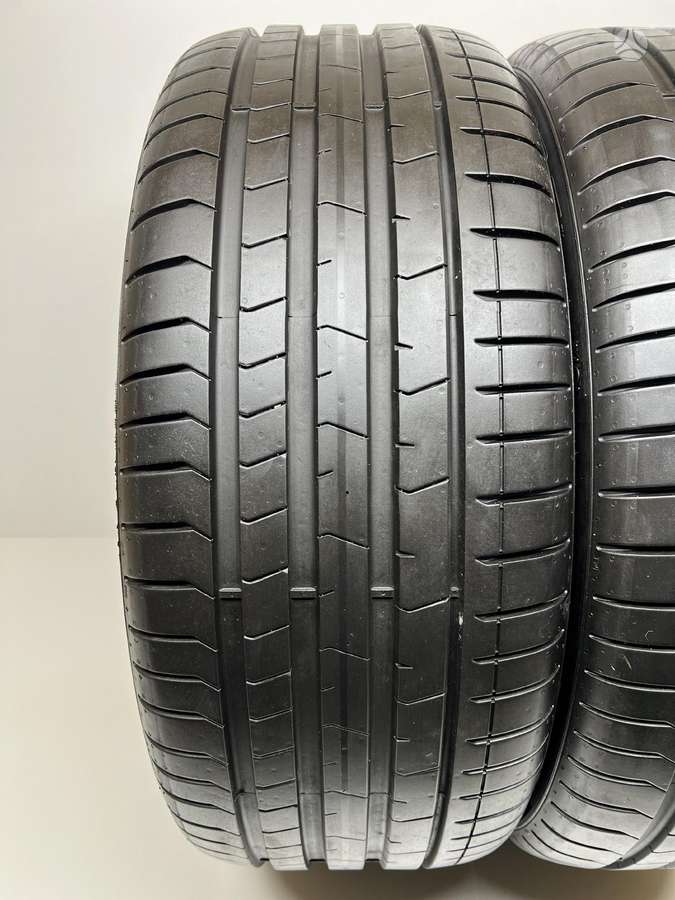 Pirelli P-Zero T1 2022m, летние 255/35 R21