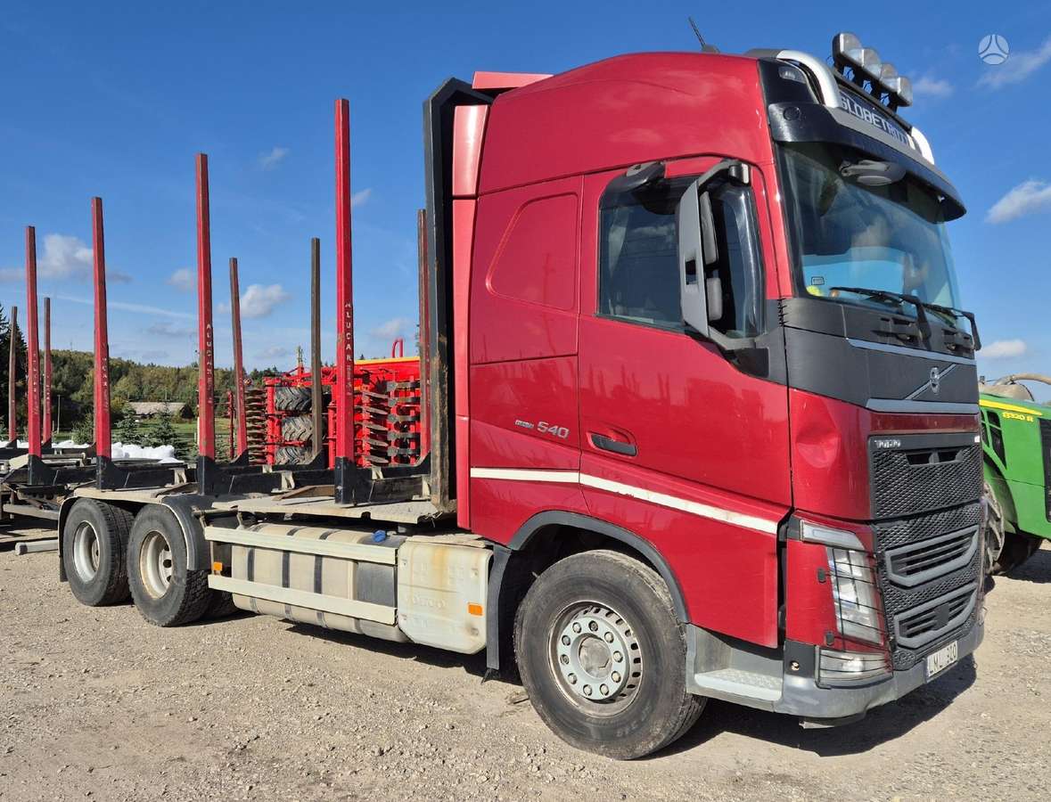Volvo FH540, лесовозы