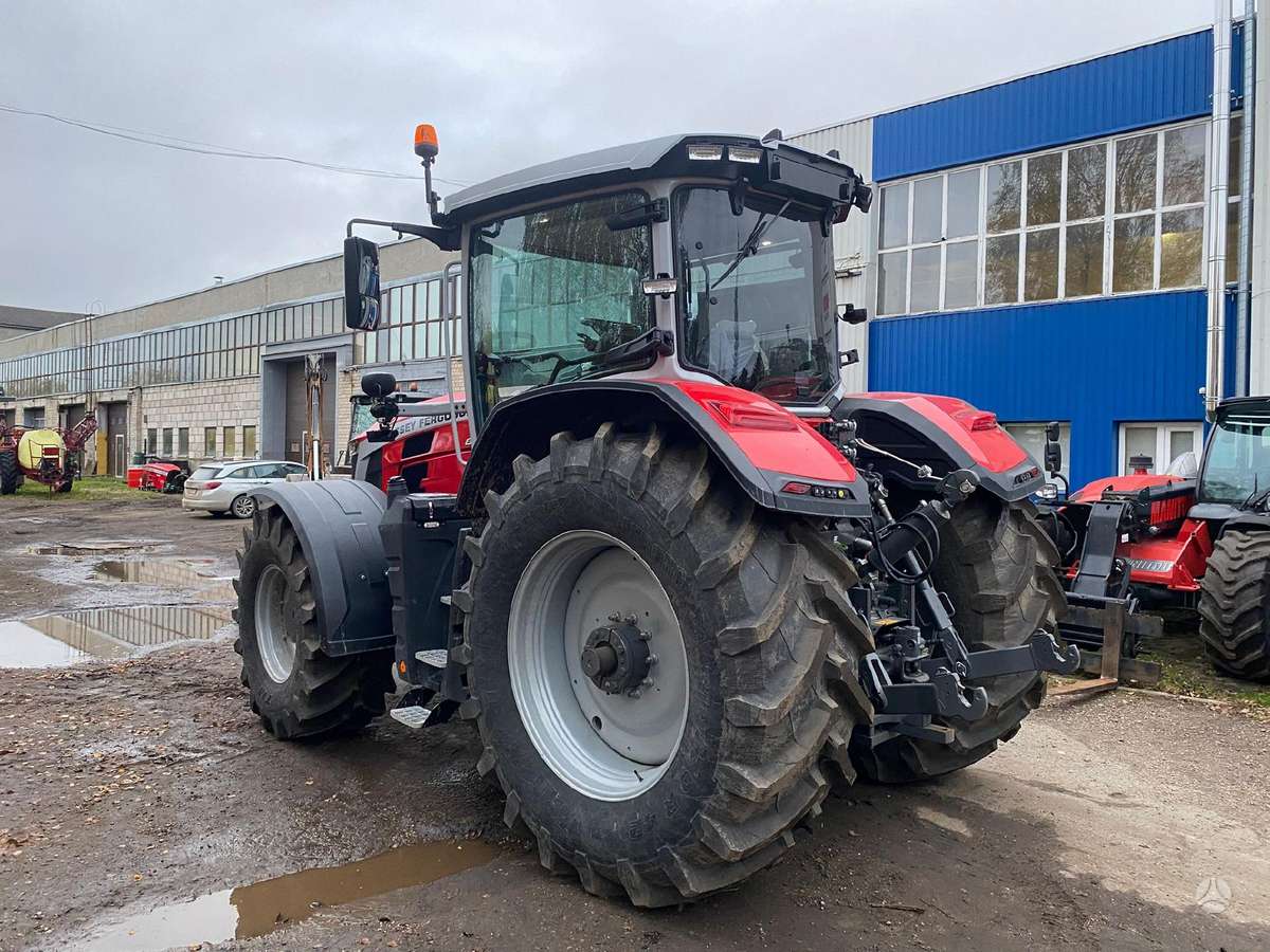 Massey Ferguson 8S.225, тракторы