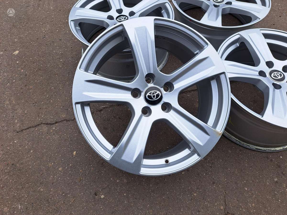 Toyota Rav4 / Lexus, легкосплавные , R18