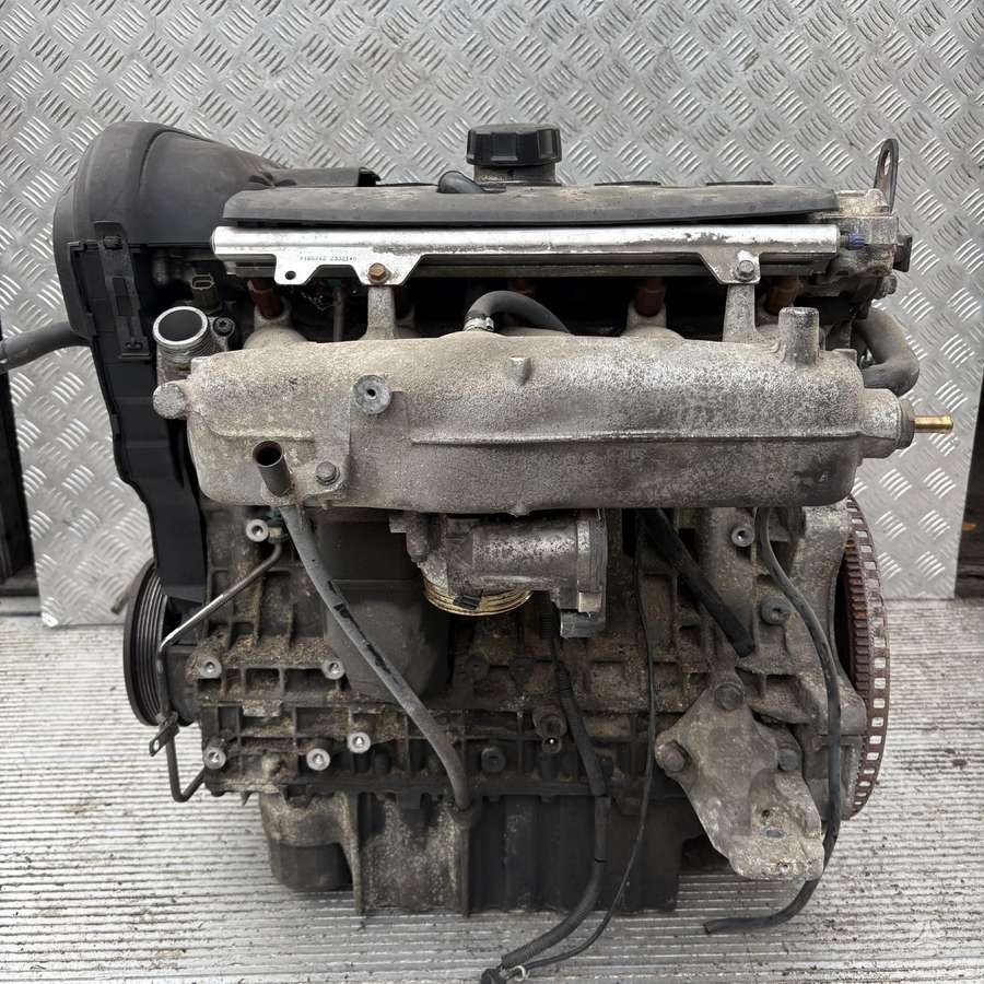 Volvo S80 engine
