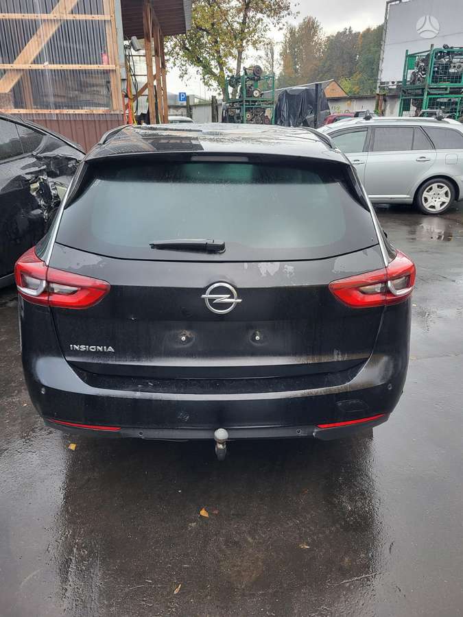Opel Insignia по частям