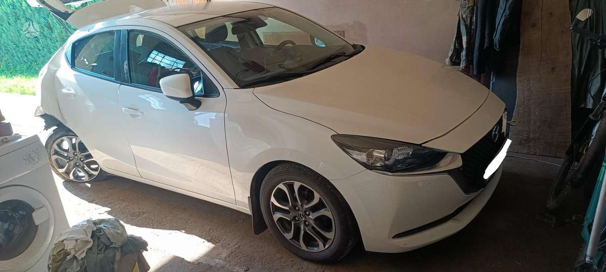 Mazda 2