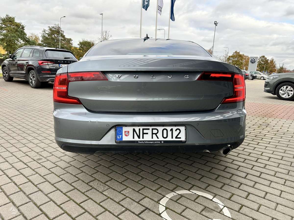 Volvo S90, 2.0 l., Седан