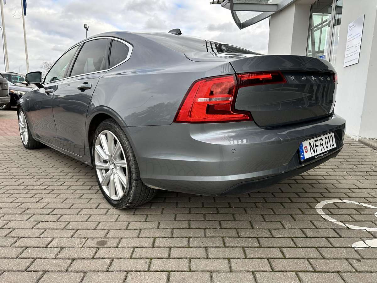 Volvo S90, 2.0 l., Седан