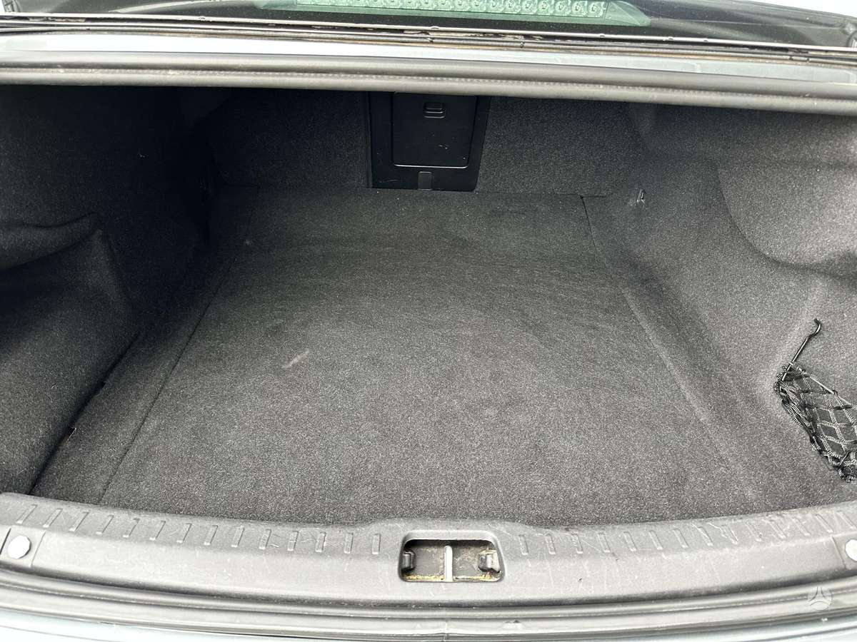 Volvo S90, 2.0 l., Седан