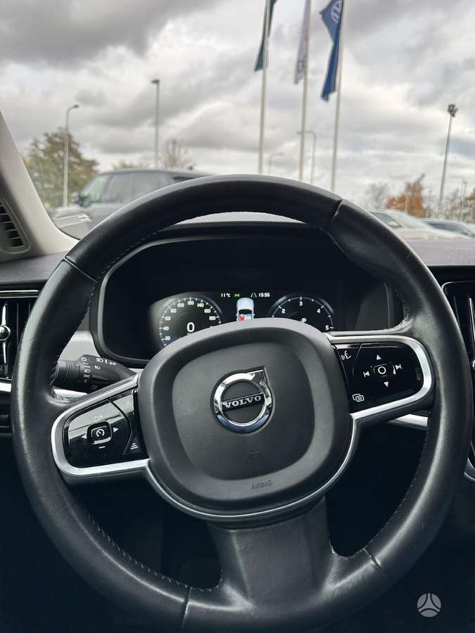 Volvo S90, 2.0 l., Седан