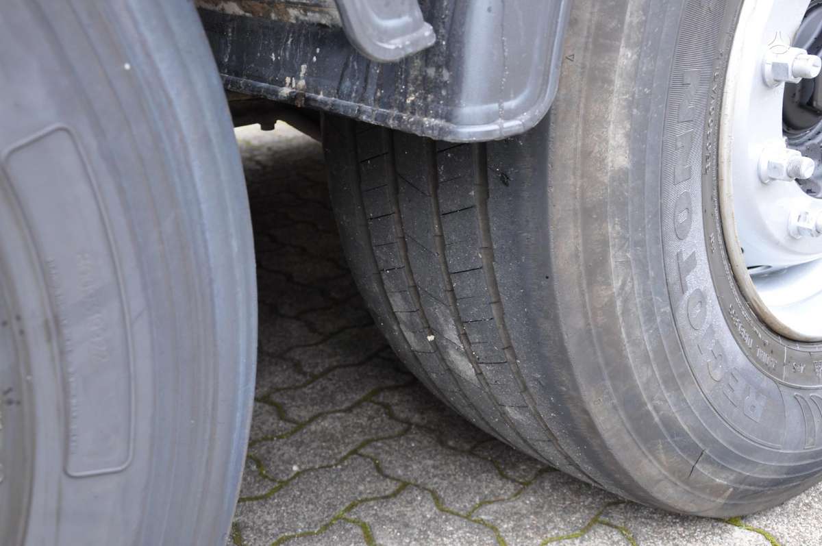 Knapen K200, with moving floor