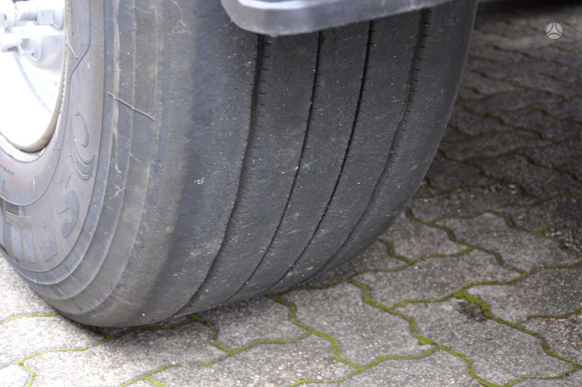 Knapen K200, with moving floor