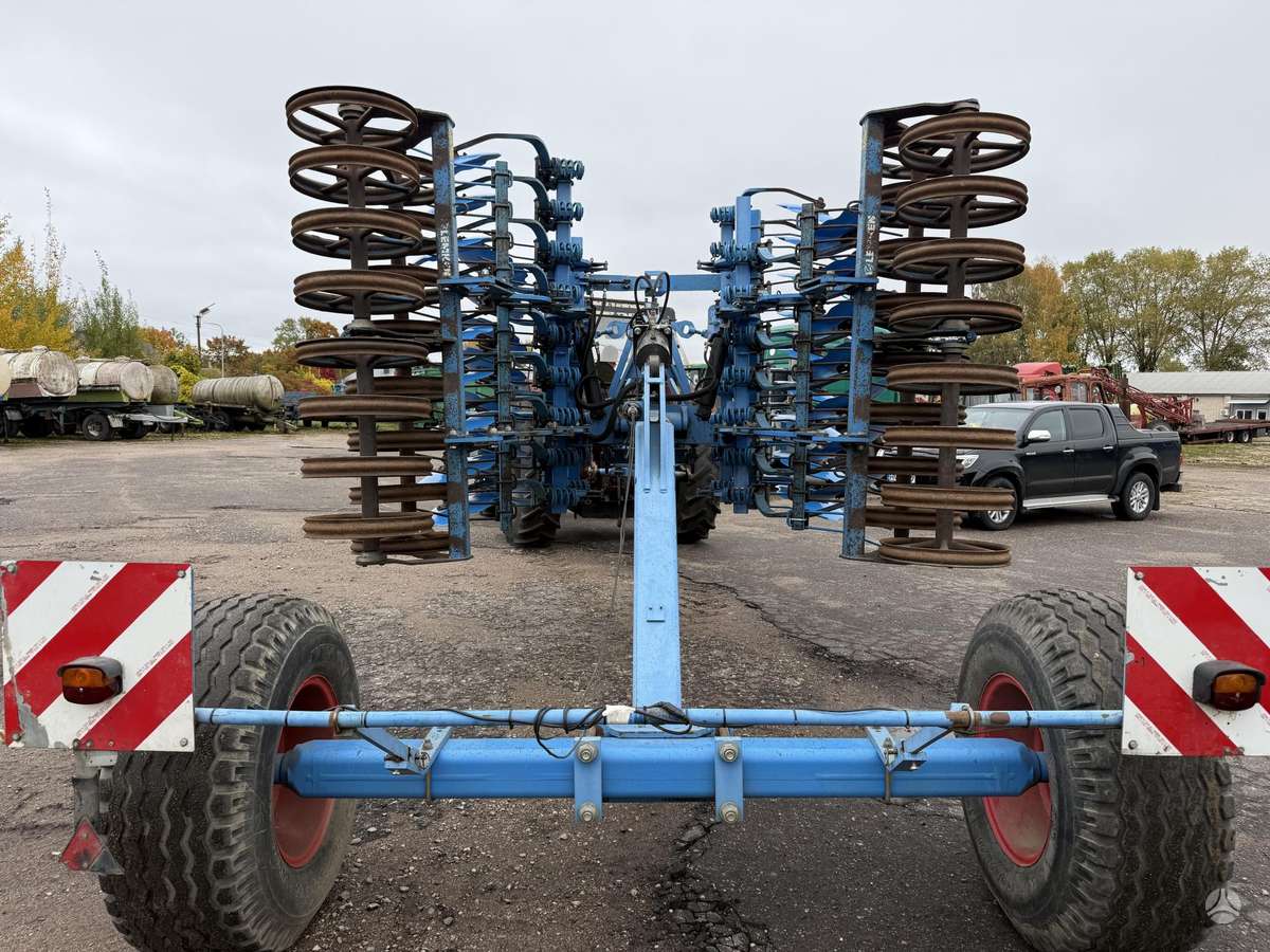 Lemken Rubin 9/400, scrapers, scrubbers