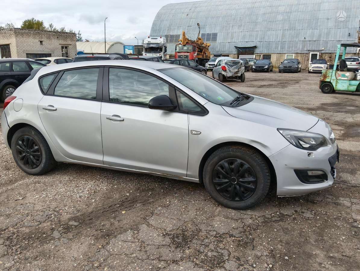 Opel Astra, 1.4 l., hatchback