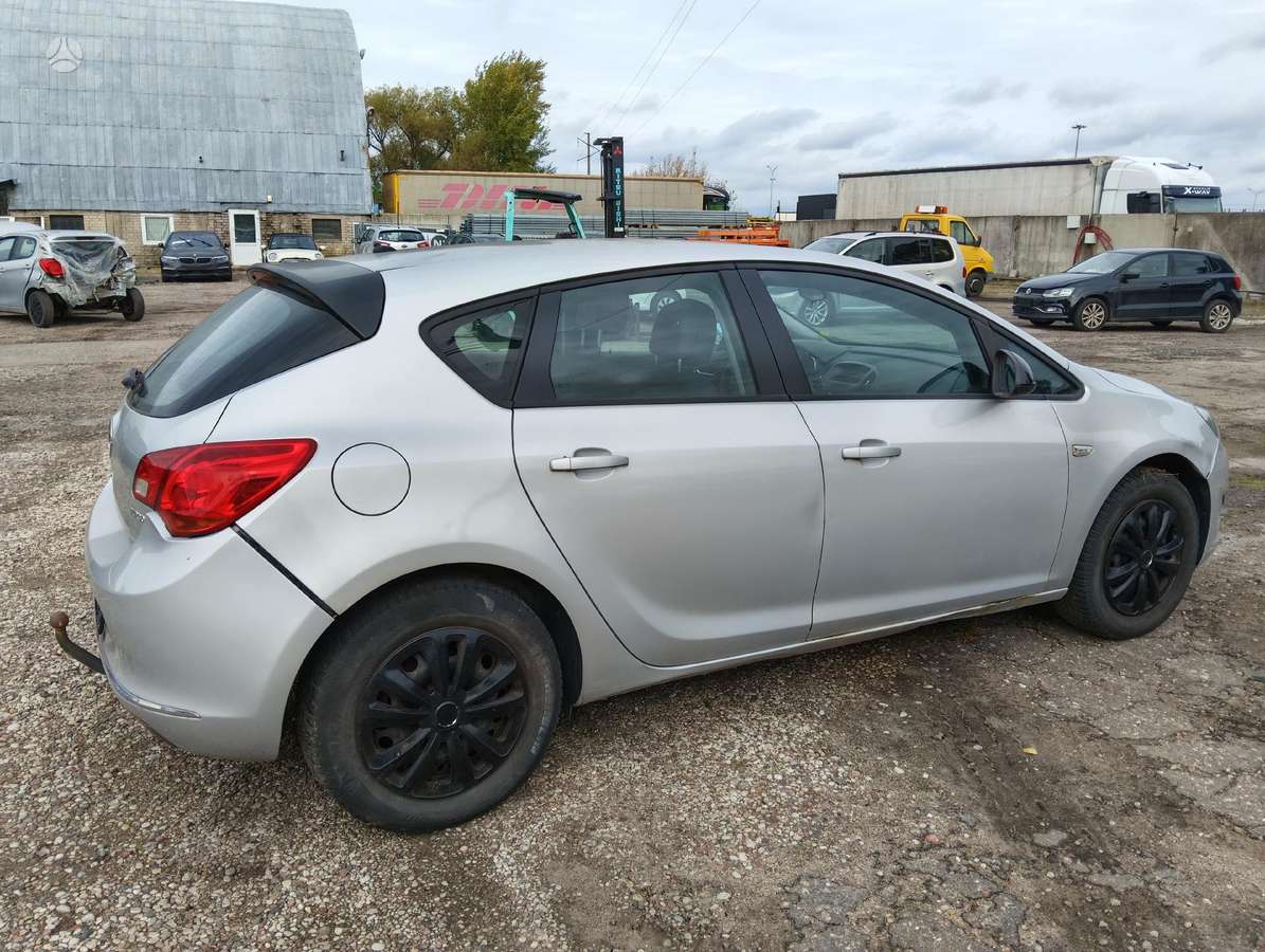 Opel Astra, 1.4 l., hatchback