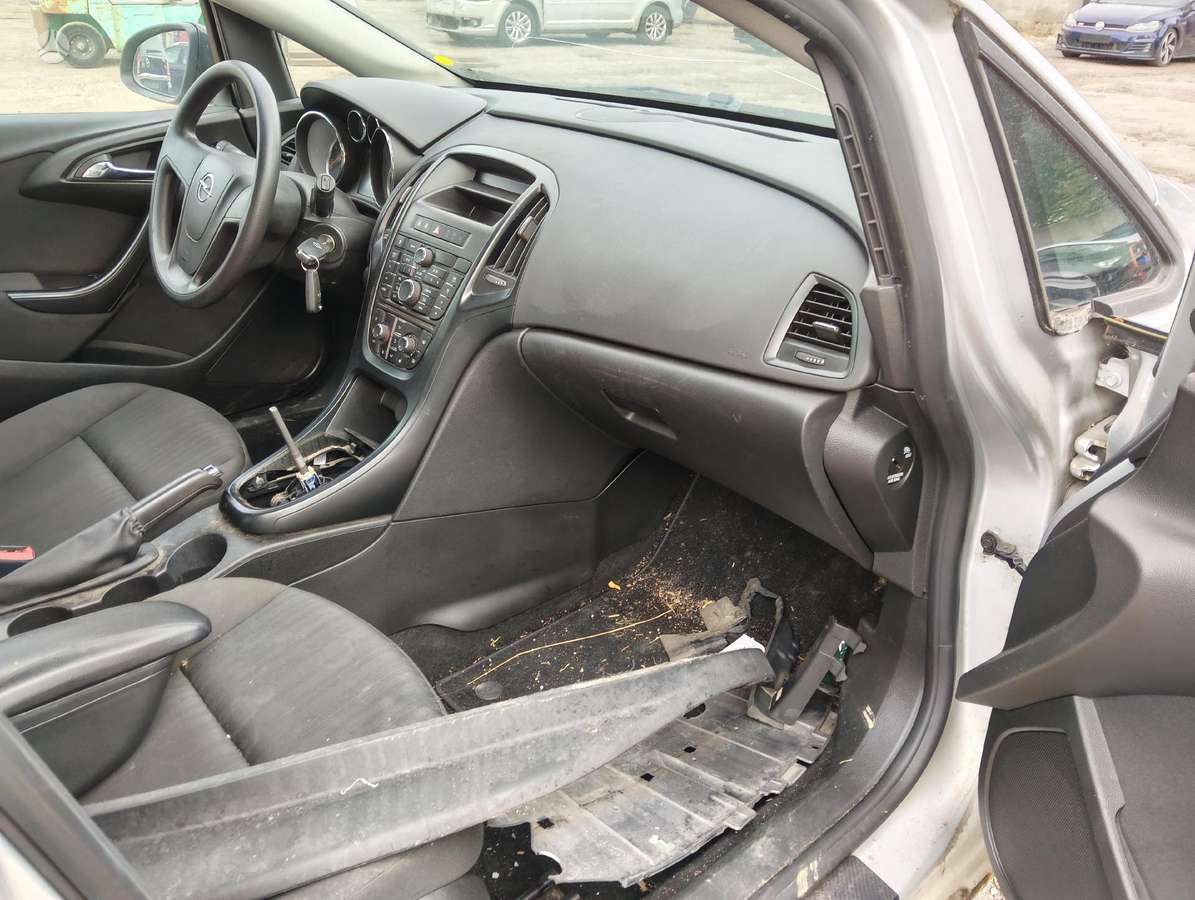 Opel Astra, 1.4 l., hatchback
