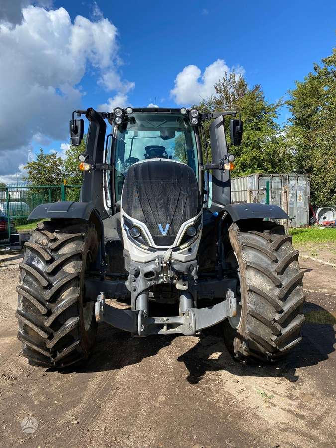 Valtra T235, тракторы