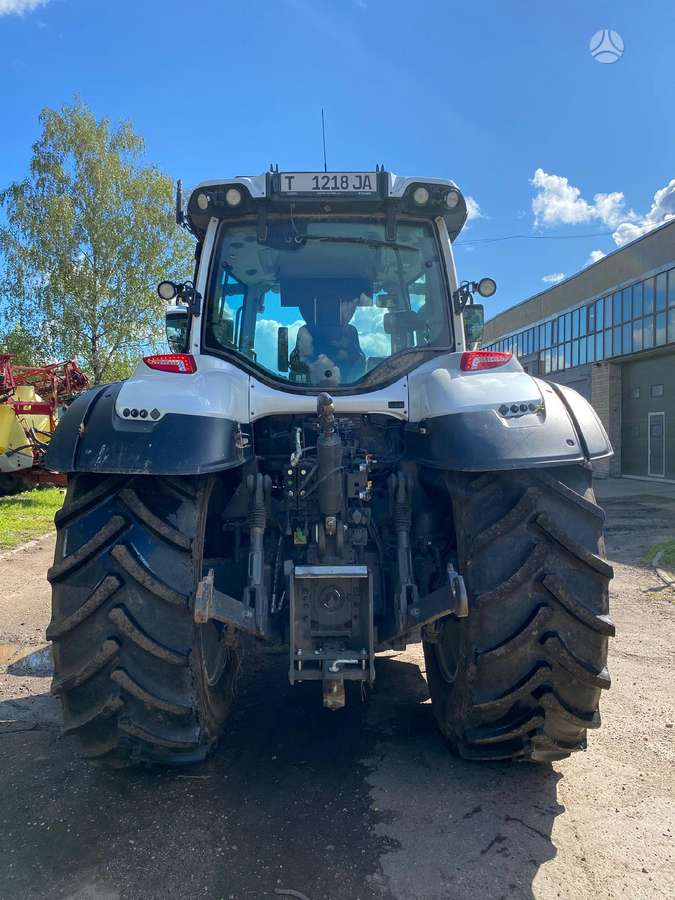 Valtra T235, тракторы
