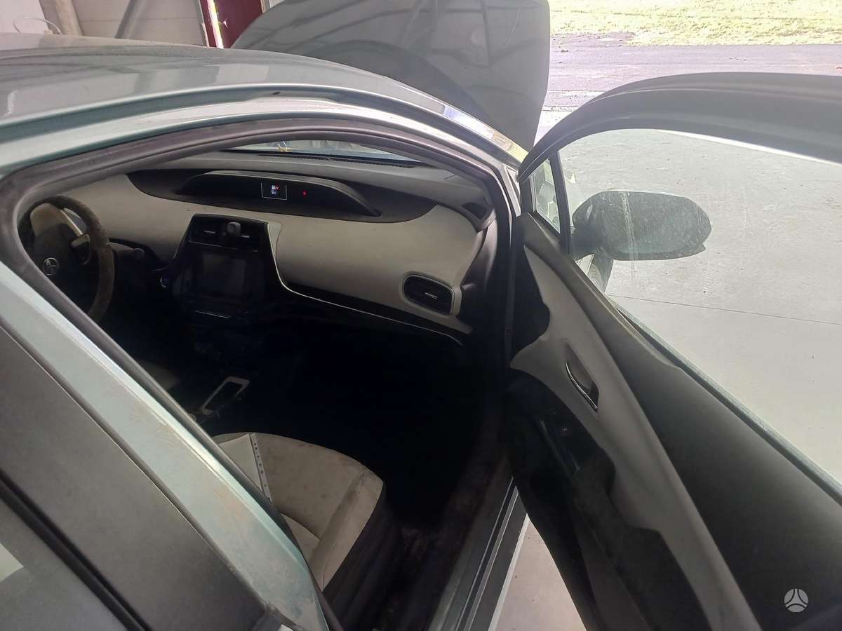 Toyota Prius body parts