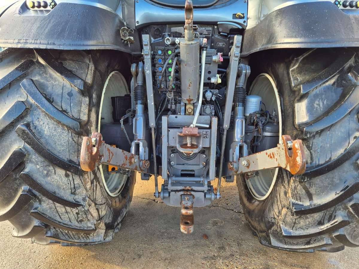 Valtra T254, tractors