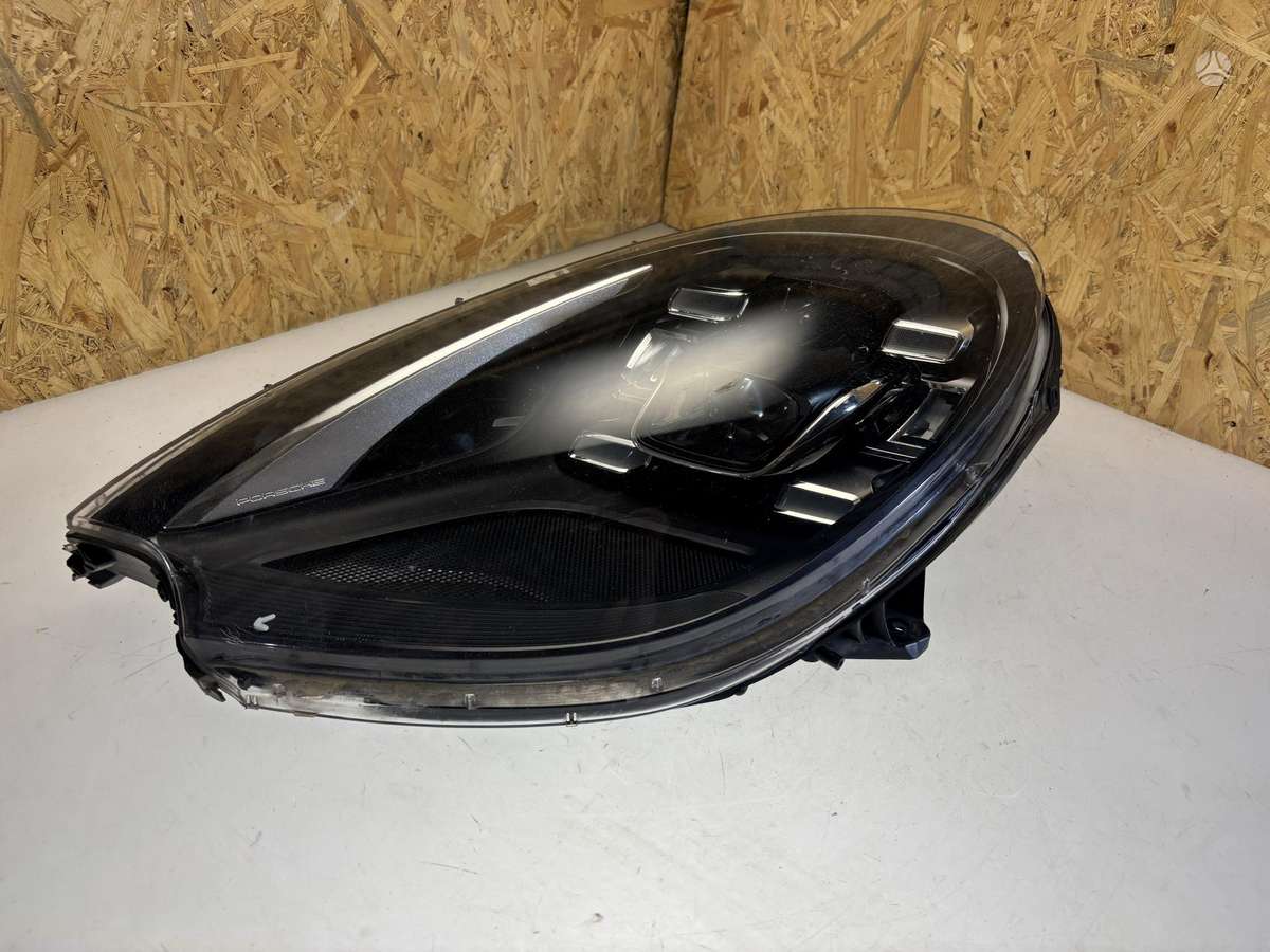 Porsche Macan, 95B941005F, Cen28399