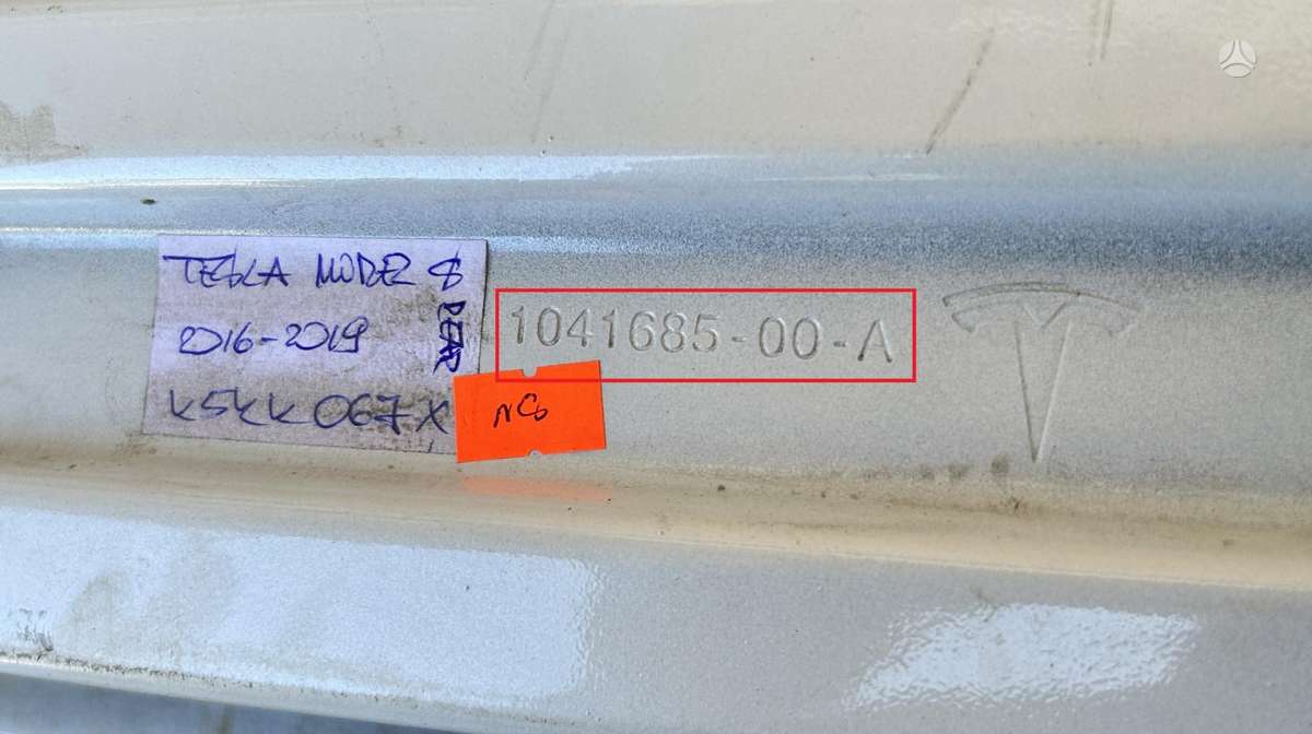Tesla Model S, 104168500A, Cen28461