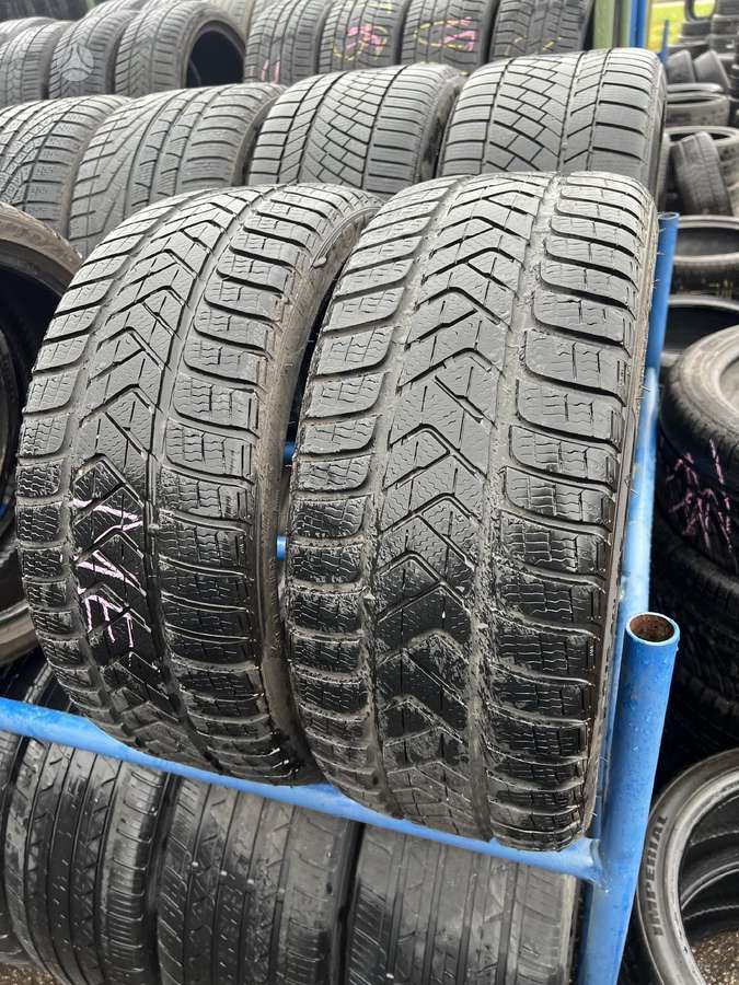 Pirelli Sottozero 3, winter 235/35 R19