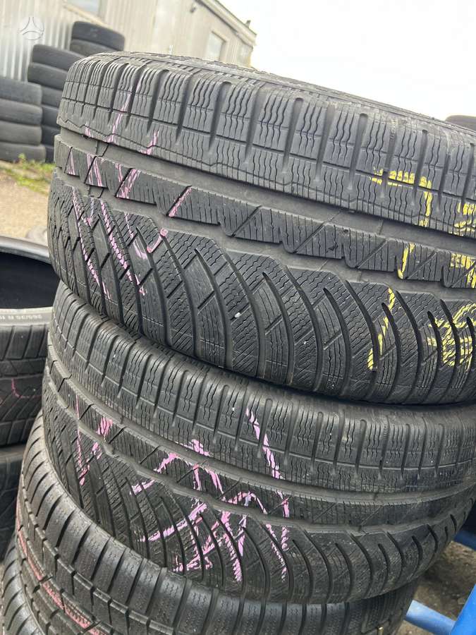Michelin Pilot Alpin PA4, winter 245/40 R19