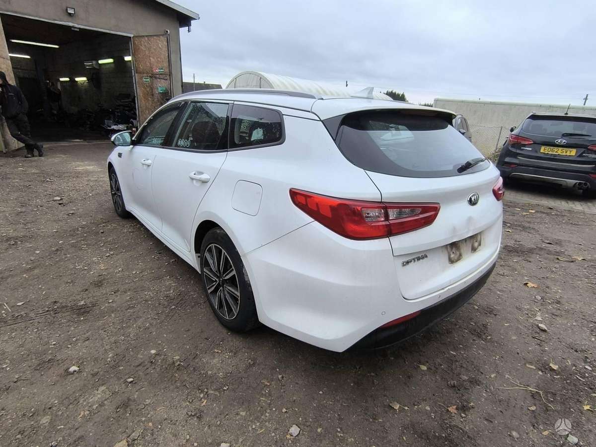 Kia Optima dalimis