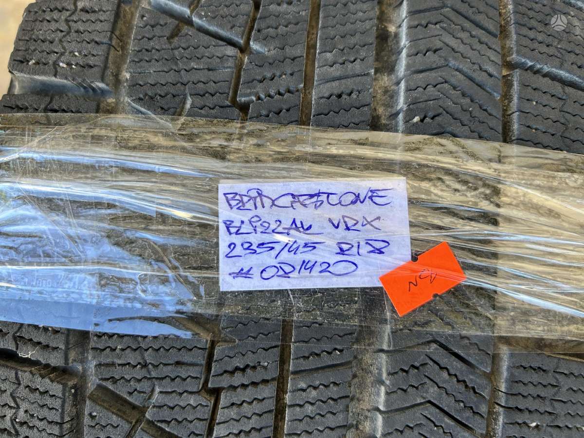 Bridgestone Blizzak VRX, winter 235/45 R18