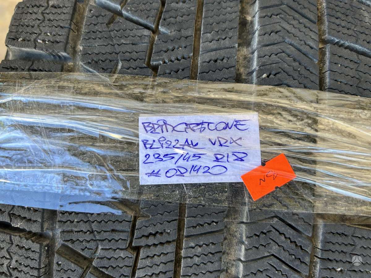 Bridgestone Blizzak VRX, зимние 235/45 R18