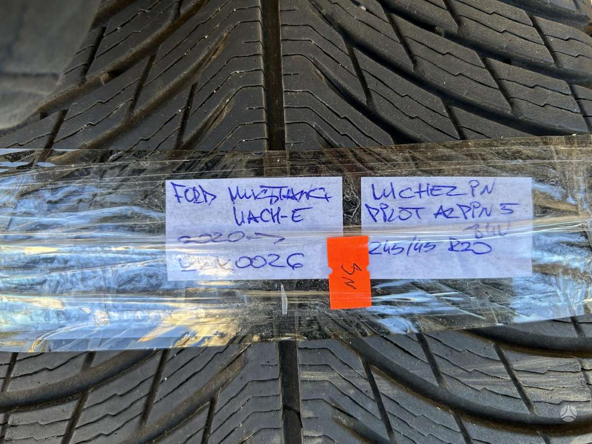 Michelin Pilot Alpin 5 SUV, winter 245/45 R20
