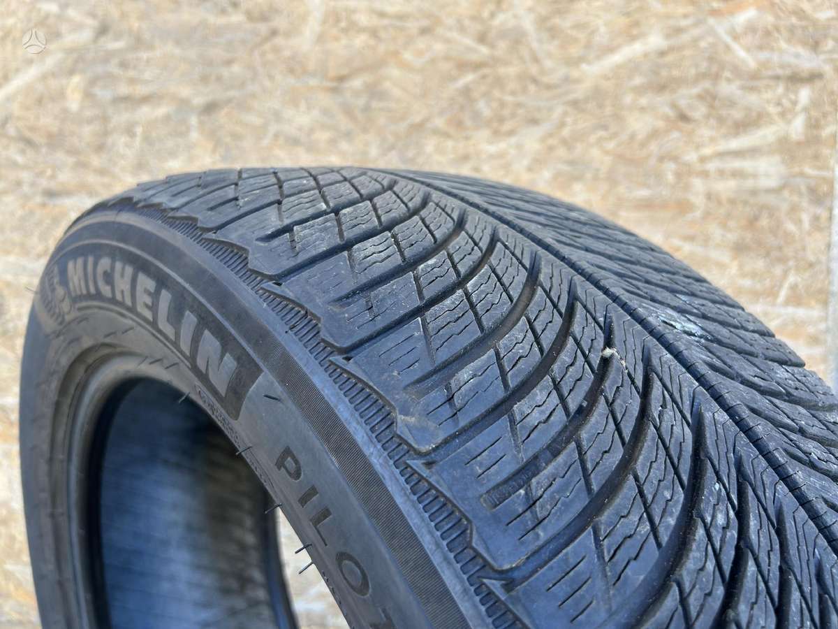 Michelin Pilot Alpin 5 SUV, winter 285/45 R22